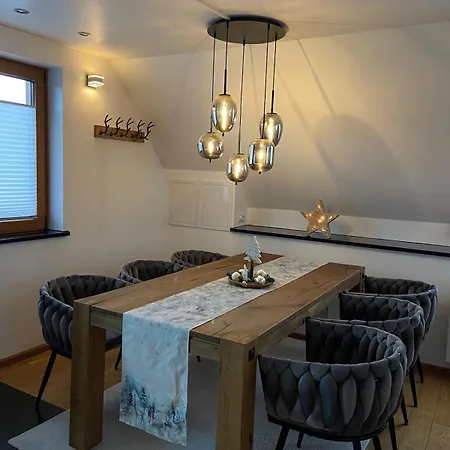 Kuschelige Auszeit - Kamin, Schaumbad Und Wohnkueche Appartamento *