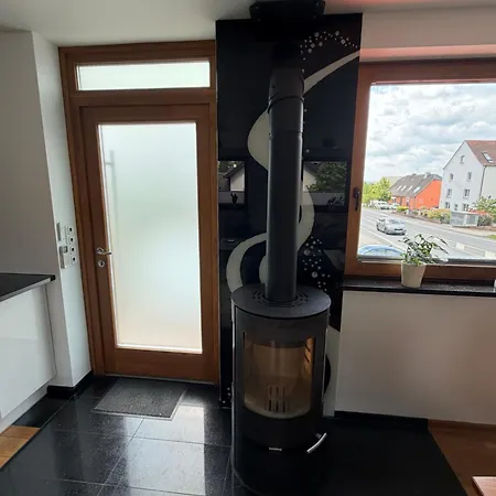 Kuschelige Auszeit - Kamin, Schaumbad Und Wohnkueche Fröndenberg