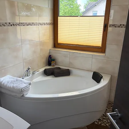 Apartman Kuschelige Auszeit - Kamin, Schaumbad Und Wohnkueche Fröndenberg